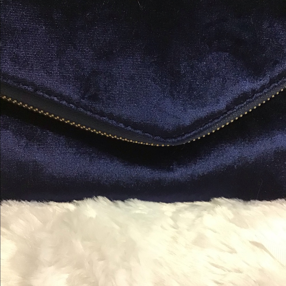 Beautiful Urban Expressions Lucy Velvet Wristlet for Women
